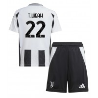 Camisa de Futebol Juventus Timothy Weah #22 Equipamento Principal Infantil 2024-25 Manga Curta (+ Calças curtas)